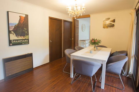 Six Seasons - Halls Gap - Hotel VIC 0