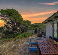 Socks 'n' Sandals - 34 Riverview Drive - Hotel VIC