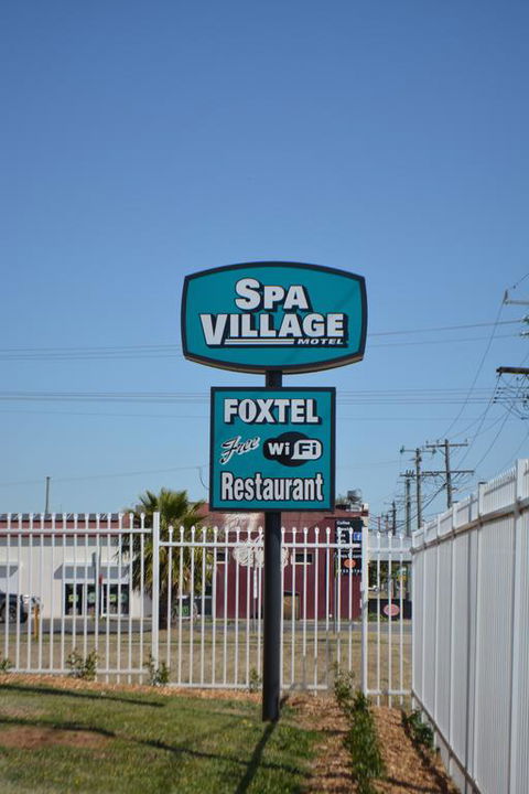 Spa Village Travel Inn - Hotel VIC 3