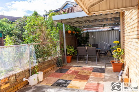 Spoil Yourself With The Perfect Position Of This First Floor Unit - Hotel VIC 1