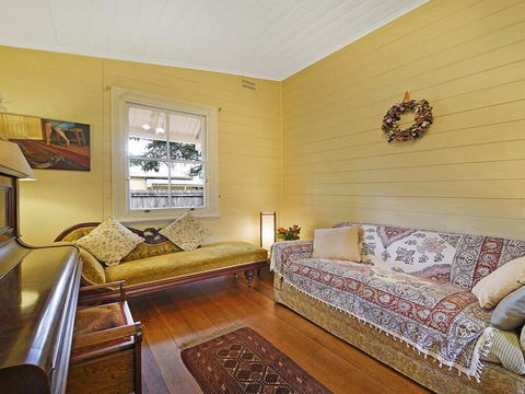 Station Masters Cottage - Classic Quaint & Nostalgia - Hotel VIC 2