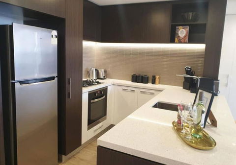 STH2 - Stunning Resort Style 1BR W Wifi Gym 4 Ppl - Hotel VIC 3