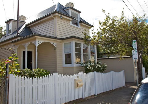 Strahan House - Hotel VIC 1