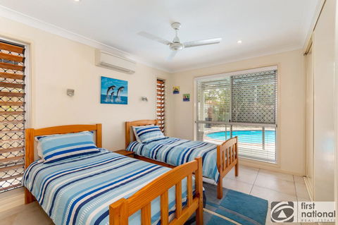 Stunning Waterfront Home With Pool - Sylvan Beach Esp, Bellara - Hotel VIC 2