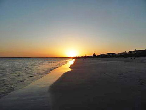 Summer Retreat @ Callala Beach - Hotel VIC 1