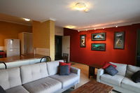 Summit 10/35 Clyde Street