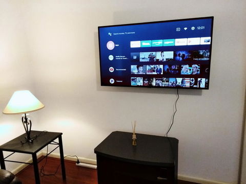 Sunny House - Melbourne Airport Home - Hotel VIC 1