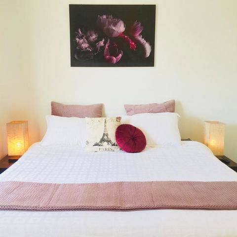 Sunny Shackell - Echuca Moama Holiday Accommodation - Hotel VIC 3