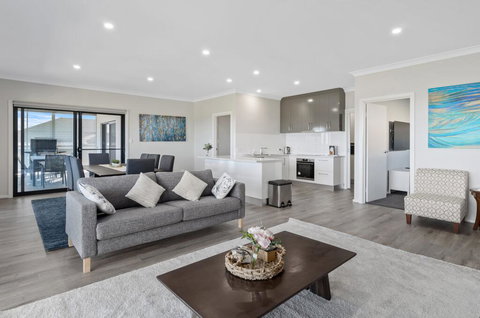 Sunset Horizon At Lady Bay - 8 Huntingdale Drive - Hotel VIC 3