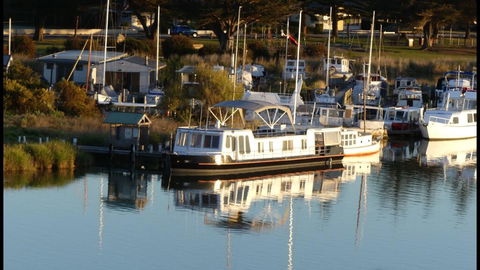 Swamp Fox Luxury 2BR Dutch Barge - Hotel VIC 0