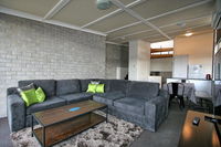 Tanderra 18/28 Park Road