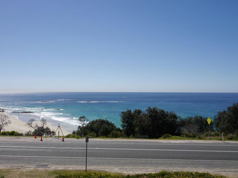 The Barn 2 Upstairs - Hotel VIC 0