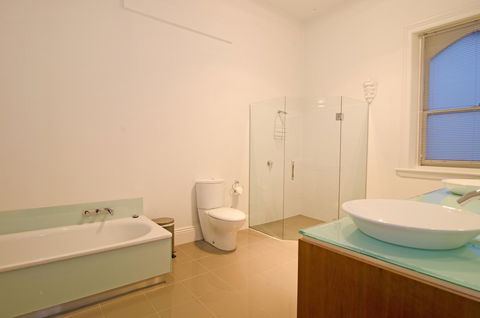 Roxburgh House Apartments - Hotel VIC 30