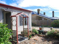 Book Oatlands Accommodation Vacations Hotel VIC Hotel VIC