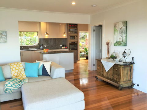 Sunrise On The Bay - Hotel VIC 4