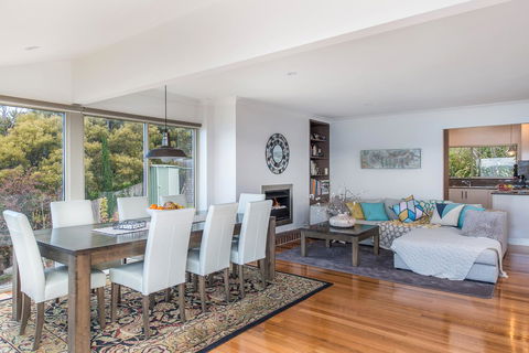 Sunrise On The Bay - Hotel VIC 1