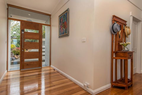 Sunrise On The Bay - Hotel VIC 17