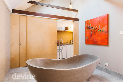 Devine Stays - Hayloft On ELizabeth - Hotel VIC 3