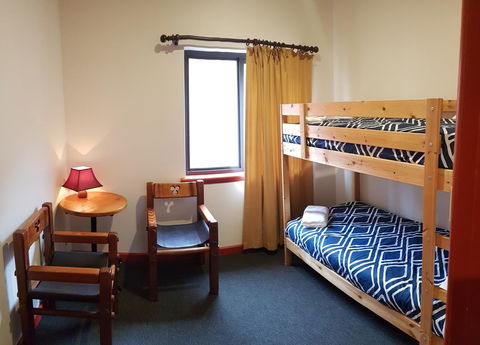 Little Nee's - Hotel VIC 4