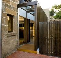 Stone Flower - Hotel VIC