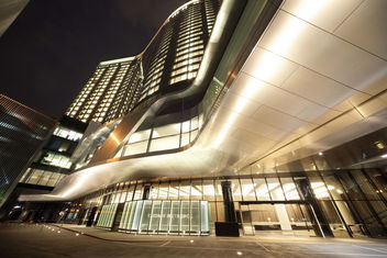 Crown Metropol Melbourne with Hotel VIC