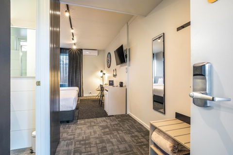 Nightcap At Keysborough Hotel - Hotel VIC 1