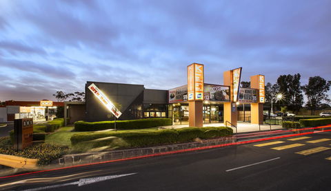 Nightcap At Keysborough Hotel - Hotel VIC 25