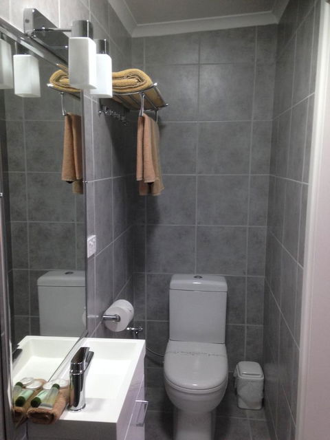Beachcomber Motel & Apartments - Hotel VIC 32
