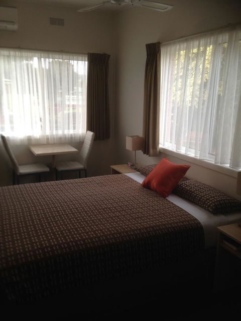 Beachcomber Motel & Apartments - Hotel VIC 36