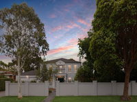 Book Inverloch Accommodation Vacations Hotel VIC Hotel VIC