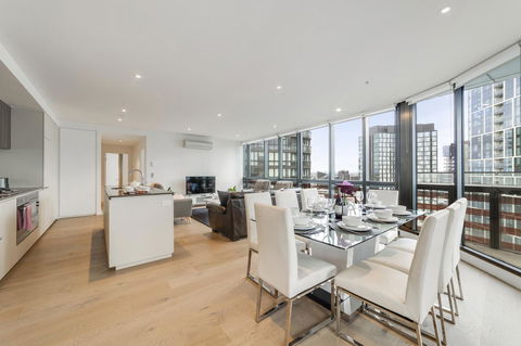 Best Views On Collins - Hotel VIC 2