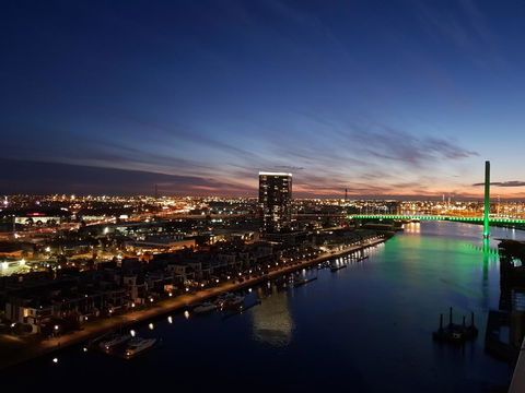 Best Views On Collins - Hotel VIC 3