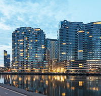 Winston Apartments Docklands - Hotel VIC
