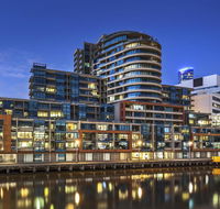 Waterfront Melbourne Apartments - Hotel VIC