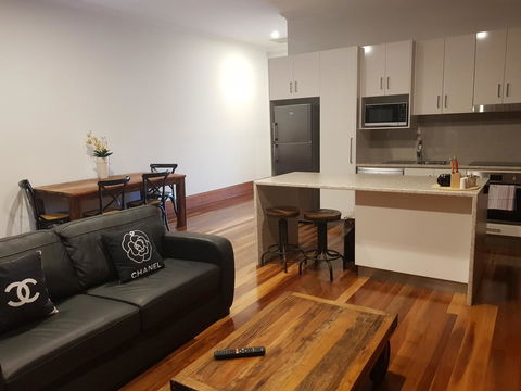 Sublime Spa Apartments - Hotel VIC 5