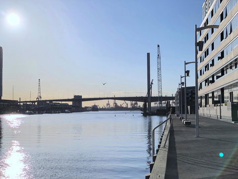 Pride Docklands Waterfront Apartment City View - Hotel VIC 6