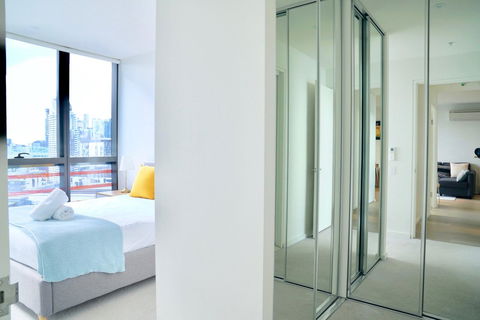 Pride Docklands Waterfront Apartment City View - Hotel VIC 23