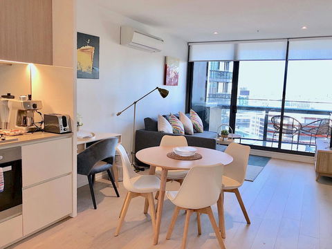 Pride Docklands Waterfront Apartment City View - Hotel VIC 5