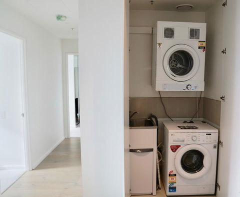 Pride Docklands Waterfront Apartment City View - Hotel VIC 24