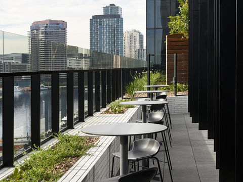 Vibe Hotel Melbourne Docklands - Hotel VIC 21