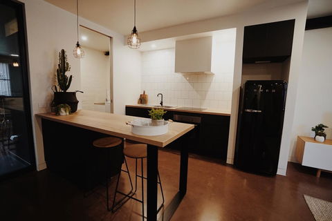 THE WAREHOUSE APARTMENTS - Hotel VIC 8
