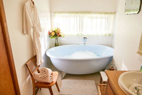 Amara Springs Guest House - Hotel VIC 30