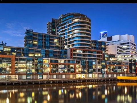 Signature Waterfront Apartments - Hotel VIC 38