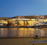 Signature Waterfront Apartments - Hotel VIC