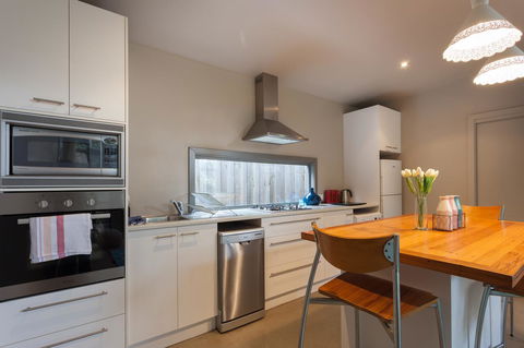 The Love Shack - Romantic Bungalow - Hotel VIC 5