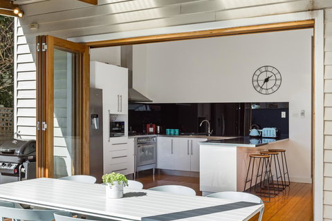 Central Bendigo Cottage, Walk To Everywhere!! - Hotel VIC 3