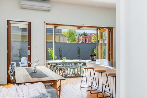 Central Bendigo Cottage, Walk To Everywhere!! - Hotel VIC 8