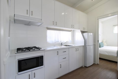 Kanasta Caravan Park - Hotel VIC 30