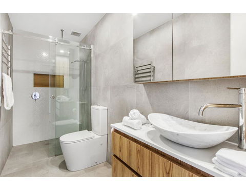 Boutique Apartment In Quiet, Sought-after Suburb - Hotel VIC 14