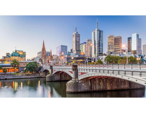 Boutique Apartment In Quiet, Sought-after Suburb - Hotel VIC 16